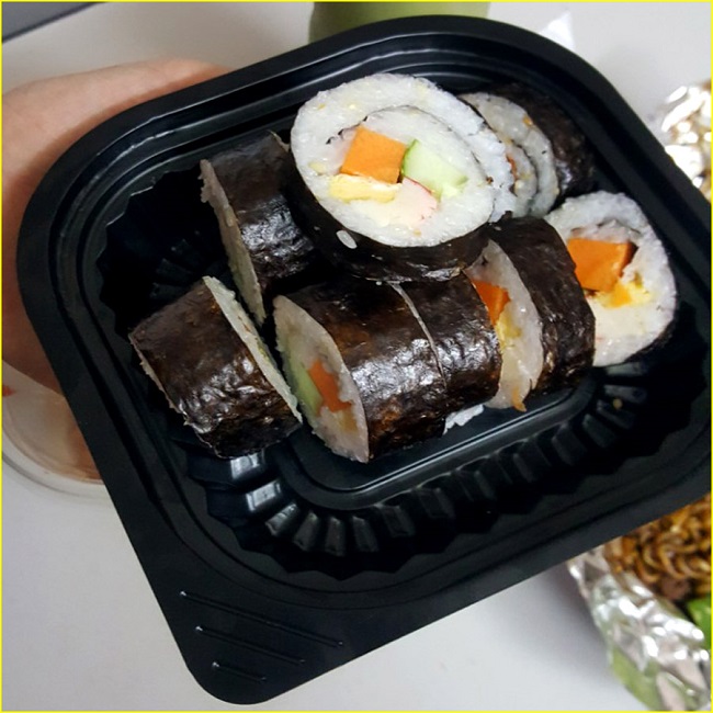  Món ăn vặt Kimbap thường