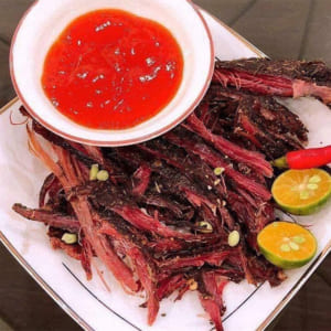 Món nhậu trâu gác bếp ngon kom9