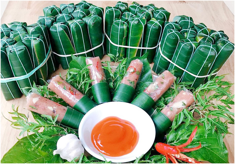 Mồi kh&ocirc; nhậu bia nem chua Thanh Ho&aacute; ngon