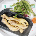 ăn vặt ch&acirc;n g&agrave; luộc